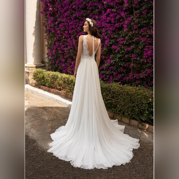 PRONOVIAS BRIDAL EFIGIE - Picture 2 of 5